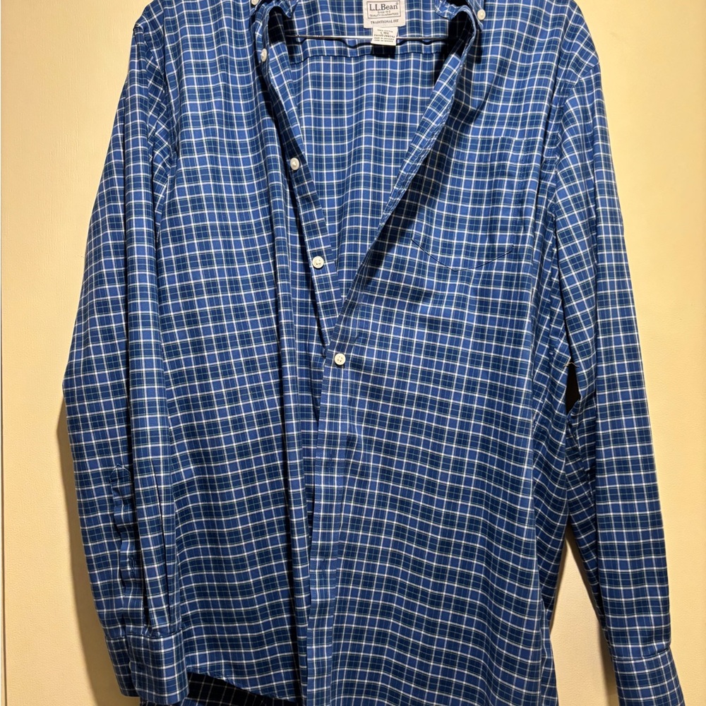 L.L. Bean Men's Blue Plaid Button Down Shirt